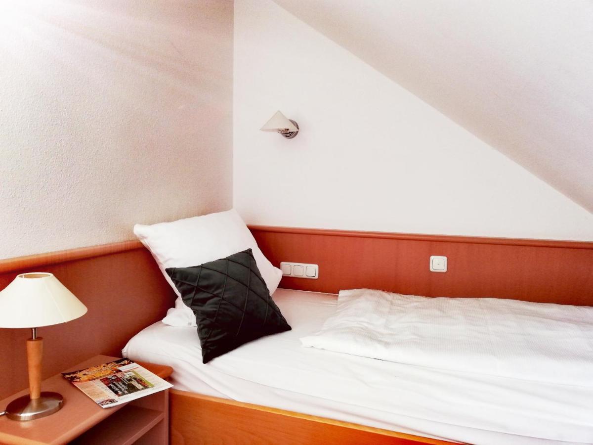 Appartement-Hotel Sibyllenbad Neualbenreuth Exterior foto